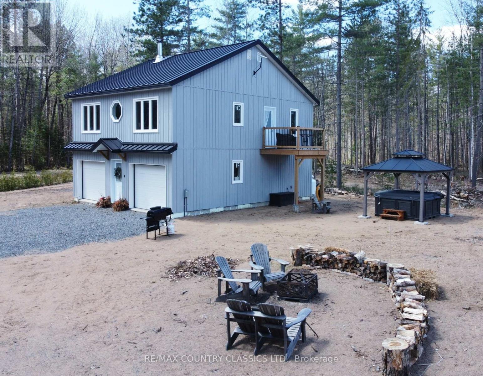 237 Grunwald Road, Madawaska Valley, ON - Outdoor