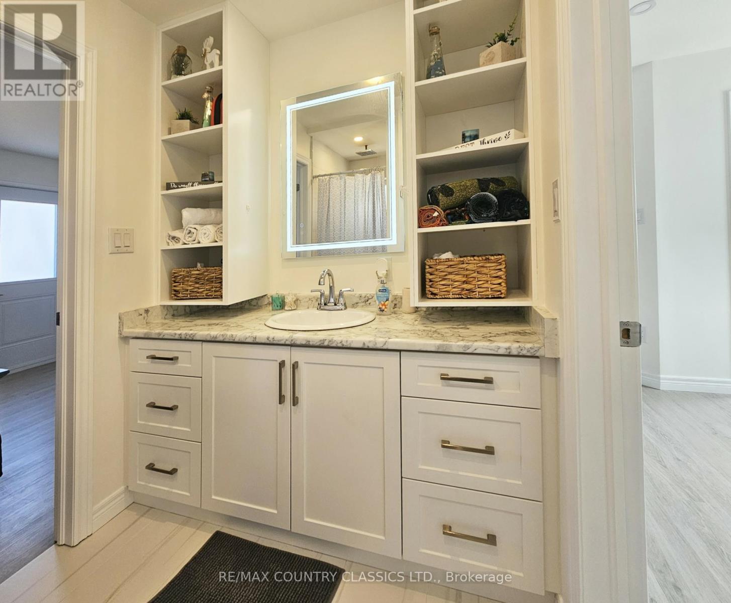 237 Grunwald Road, Madawaska Valley, ON - Indoor Photo Showing Bathroom