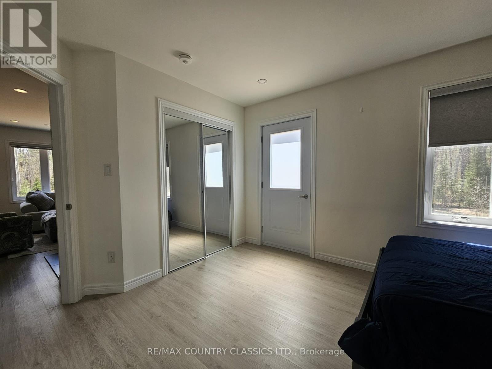 237 Grunwald Road, Madawaska Valley, ON - Indoor Photo Showing Other Room