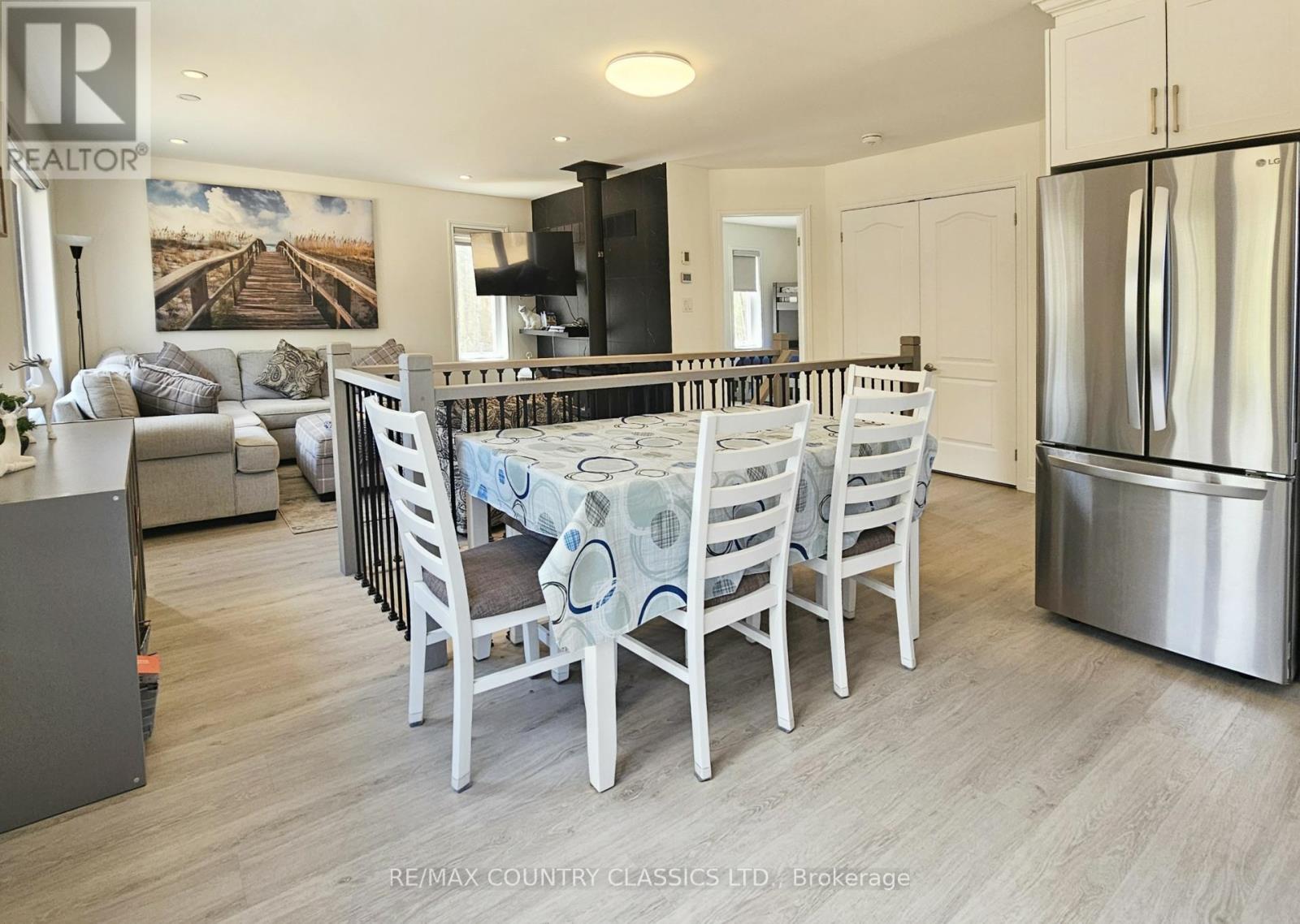 237 Grunwald Road, Madawaska Valley, ON - Indoor