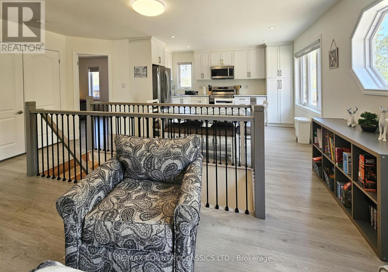 237 Grunwald Road, Madawaska Valley, ON - Indoor