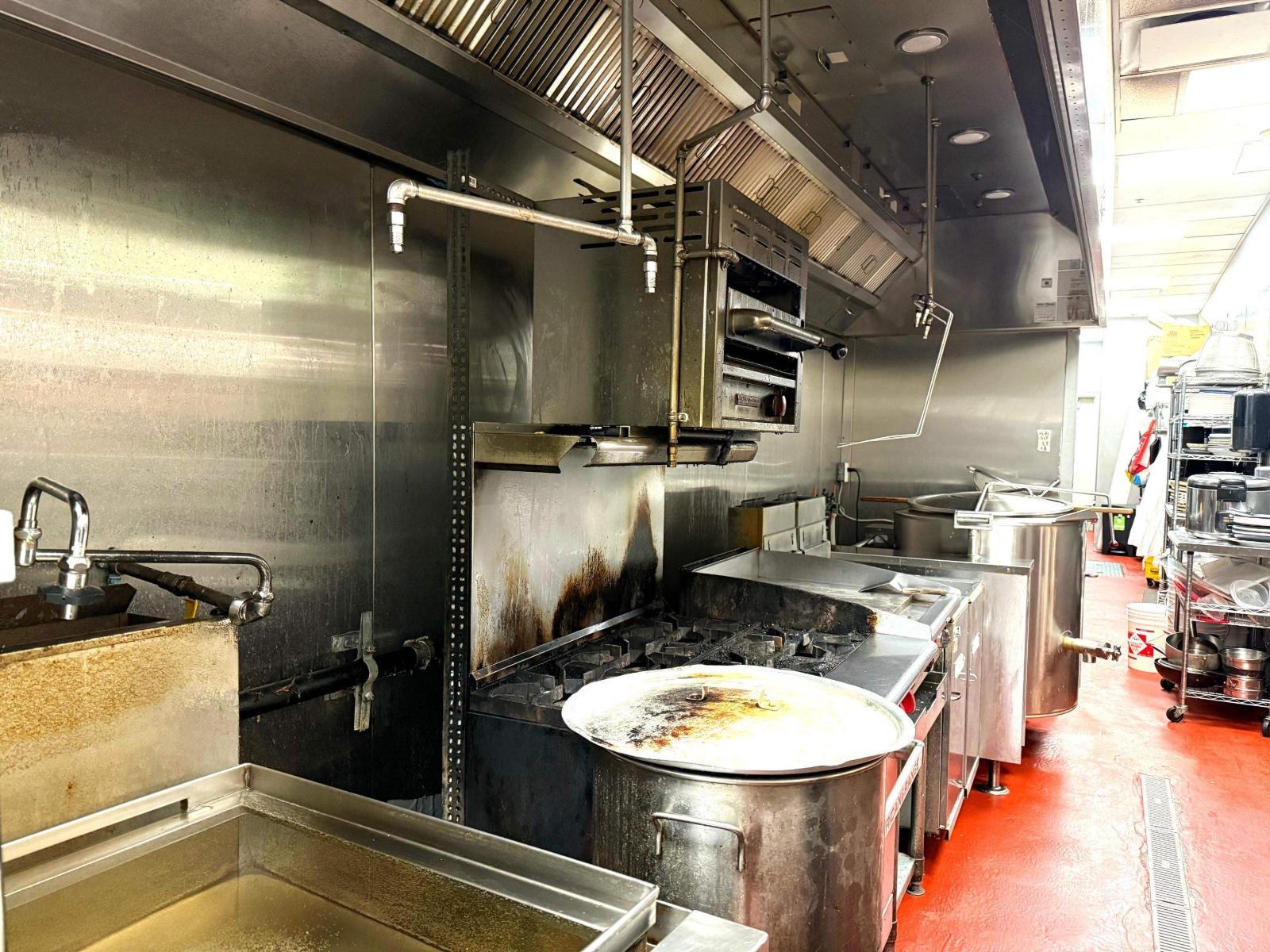 1080 10355 152 Street, Surrey, BC