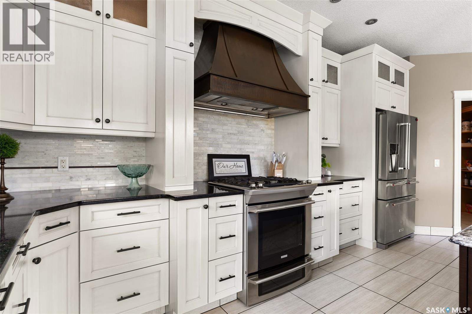 Batters Acreage, Moose Mountain Rm No. 63, SK - Indoor Photo Showing Kitchen With Upgraded Kitchen