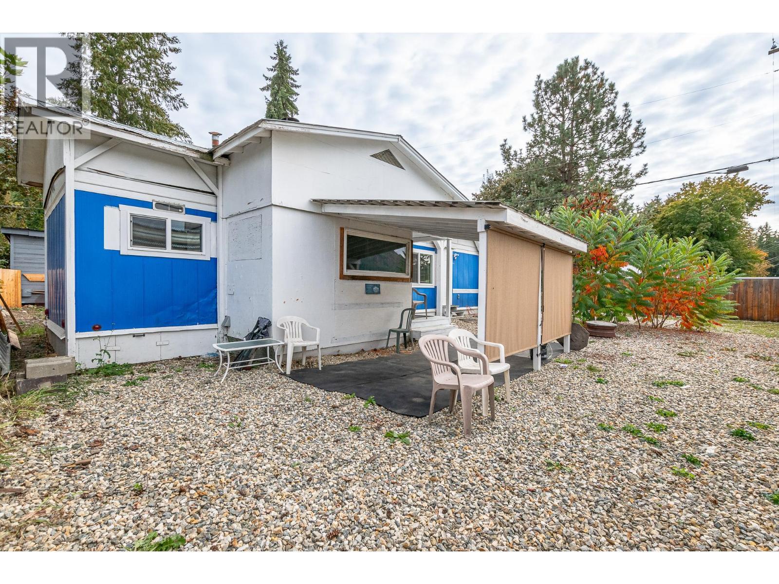 1 Robson Road, Mara, BC