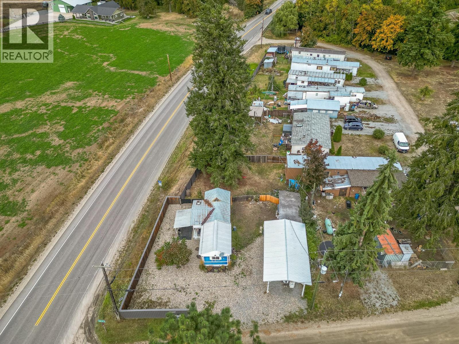 1 Robson Road, Mara, BC