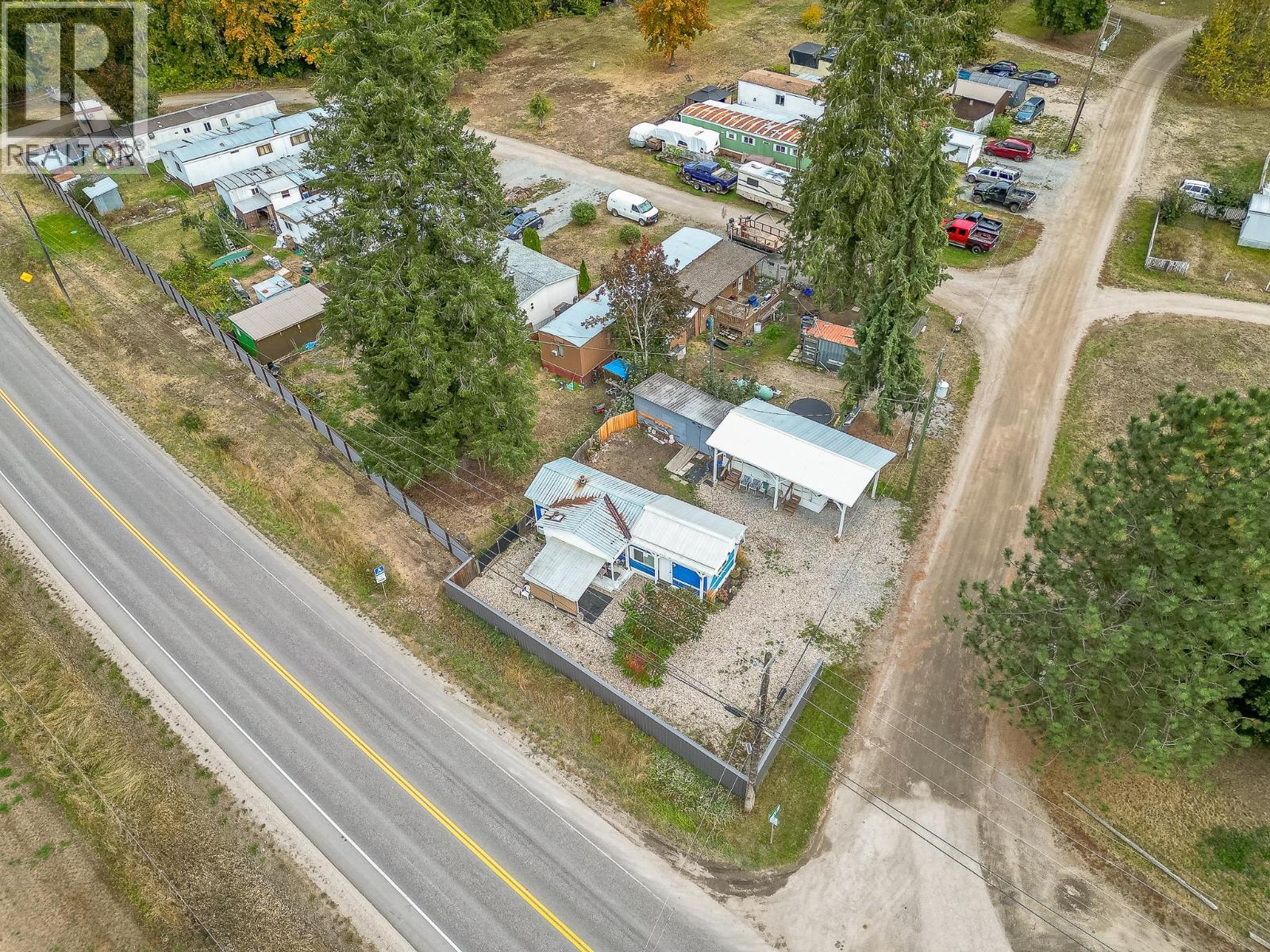 1 Robson Road, Mara, BC