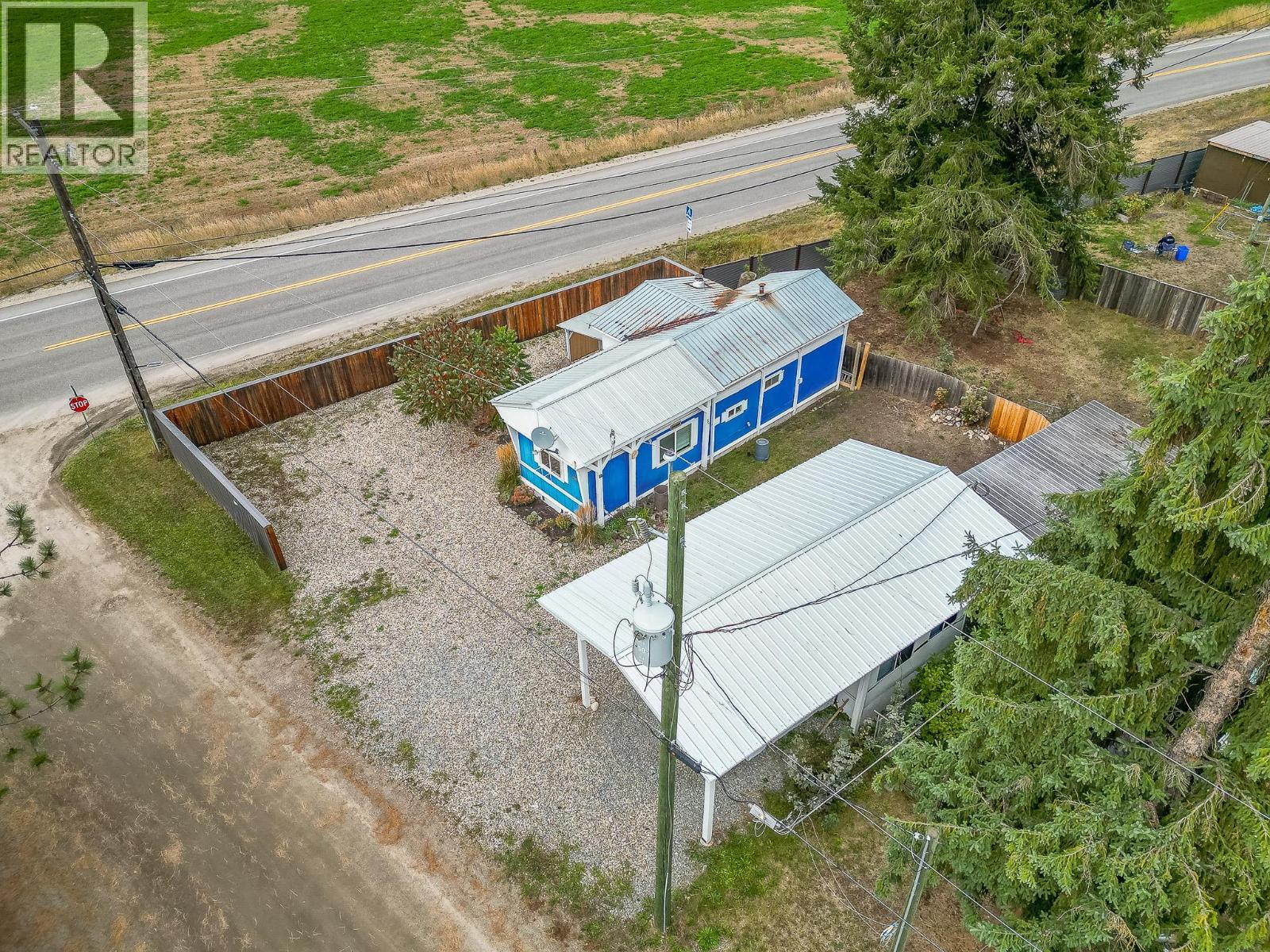 1 Robson Road, Mara, BC