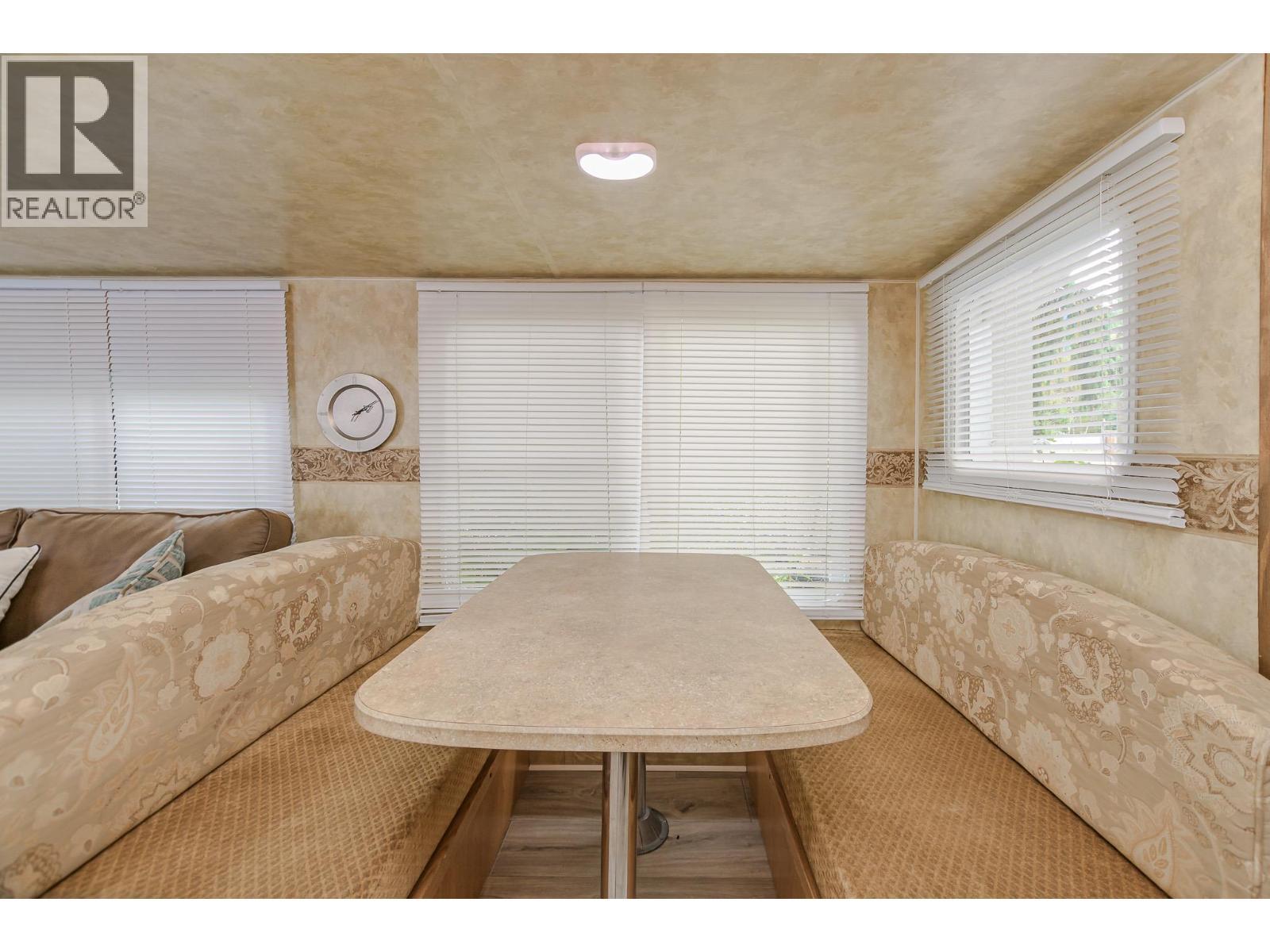 1 Robson Road, Mara, BC