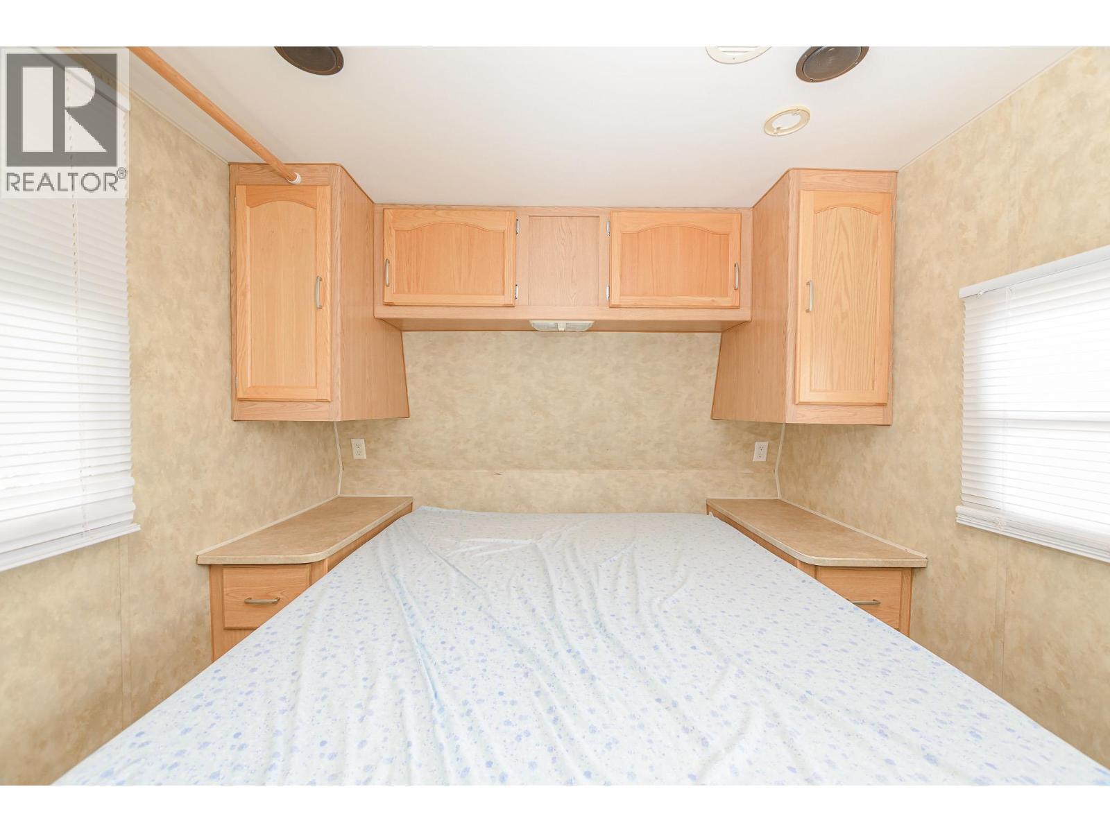 1 Robson Road, Mara, BC