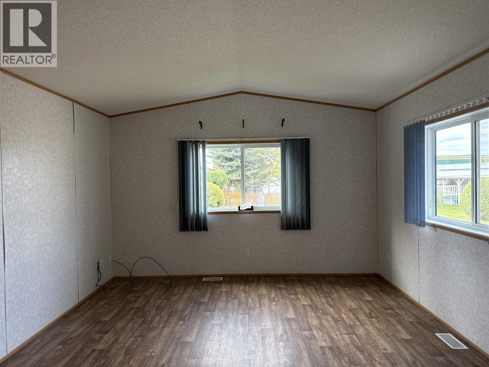 19 2377 Larch Avenue, Quesnel, BC - Indoor Photo Showing Other Room