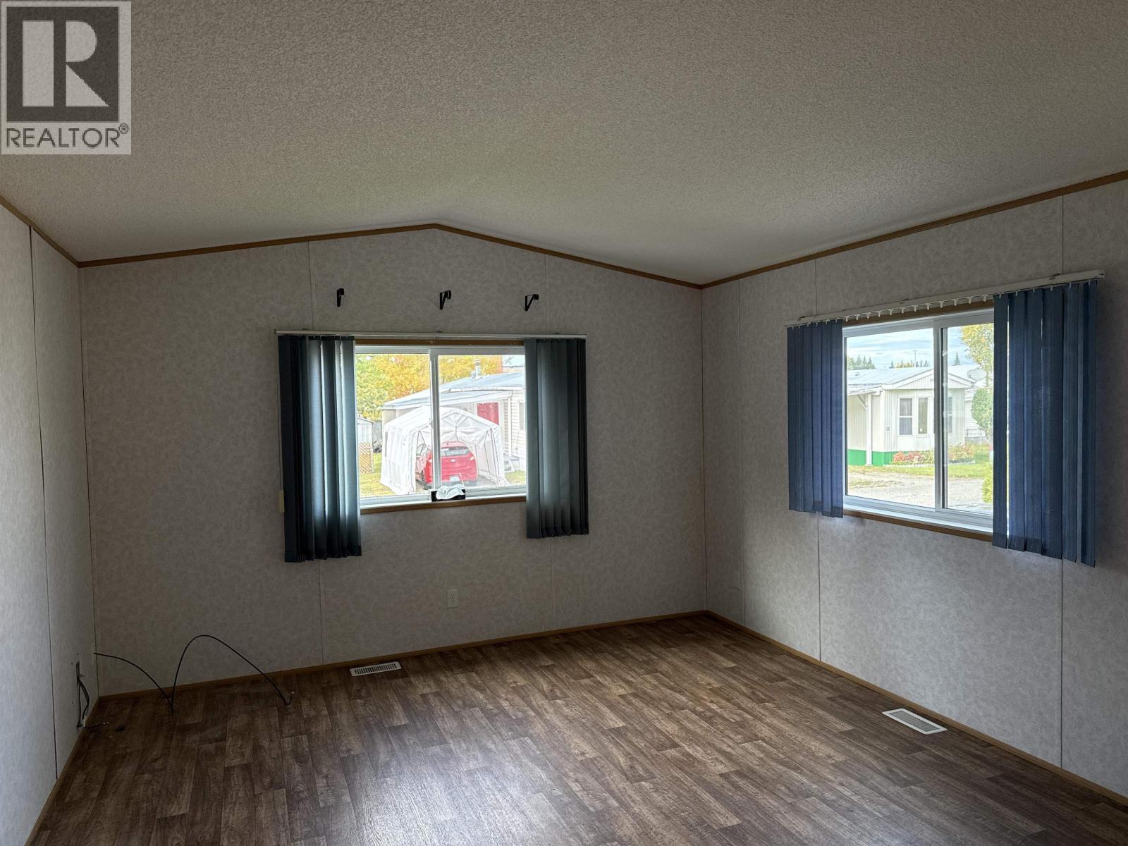 19 2377 Larch Avenue, Quesnel, BC - Indoor Photo Showing Other Room
