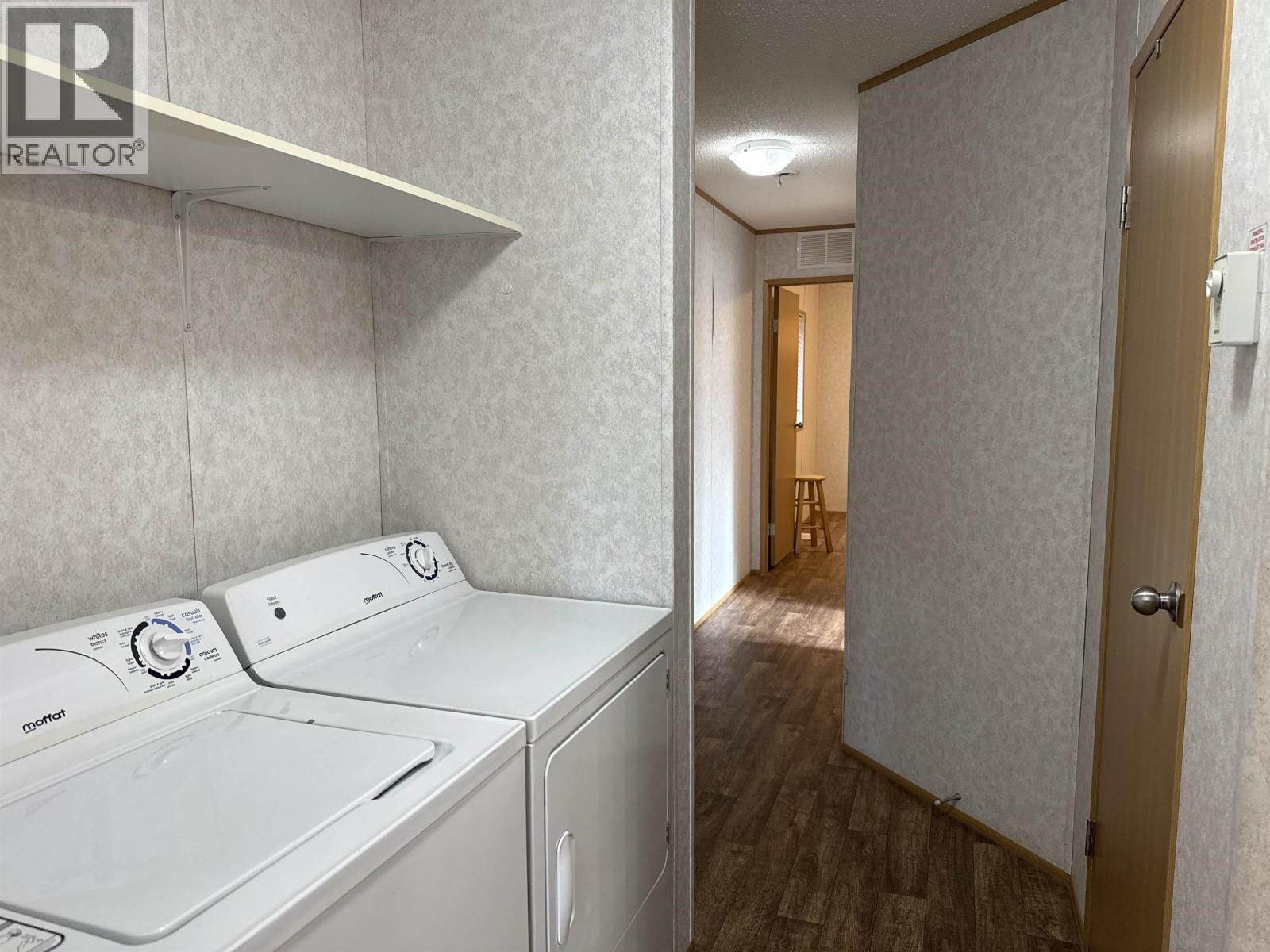 19 2377 Larch Avenue, Quesnel, BC - Indoor Photo Showing Laundry Room