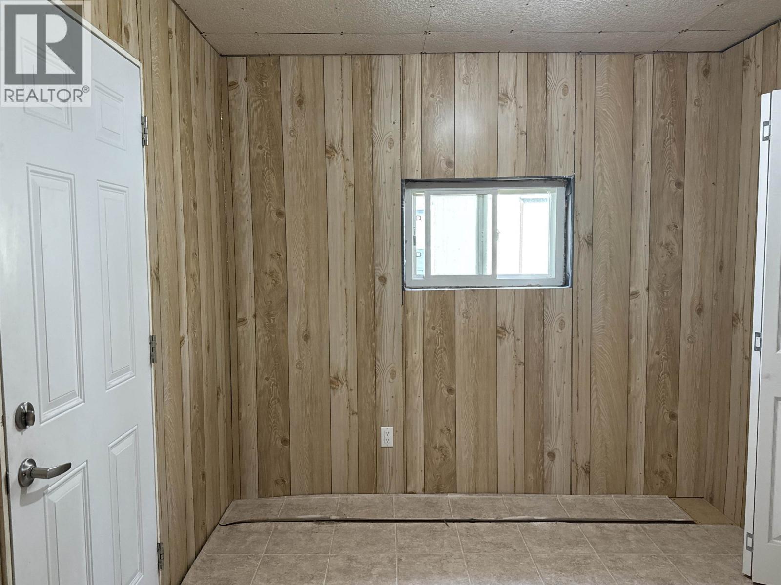 19 2377 Larch Avenue, Quesnel, BC - Indoor Photo Showing Other Room