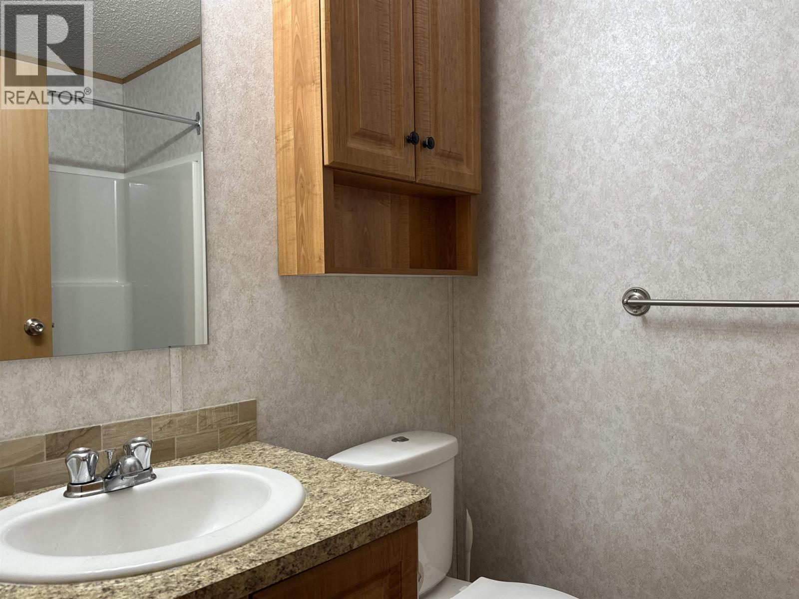 19 2377 Larch Avenue, Quesnel, BC - Indoor Photo Showing Bathroom