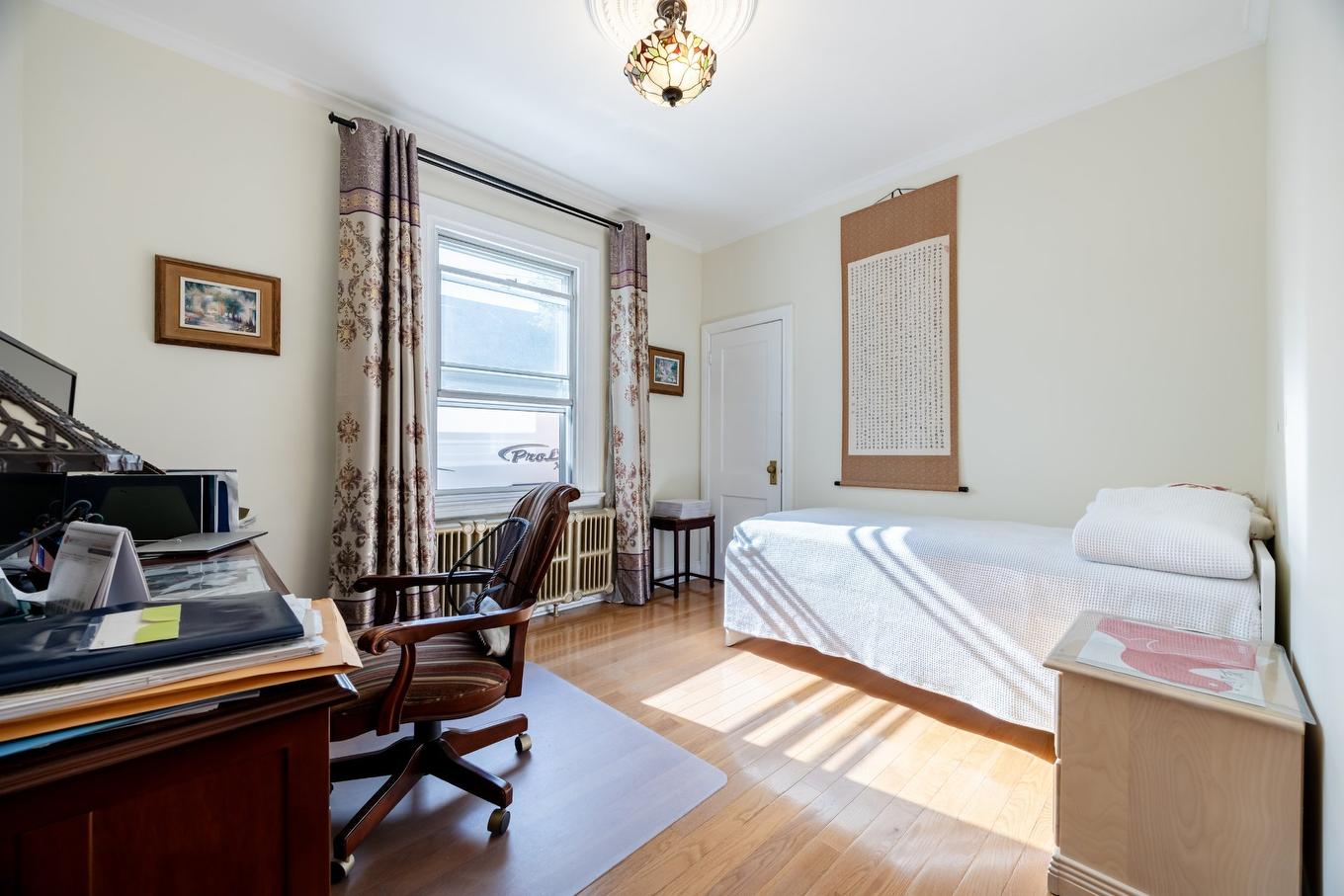 Chambre à coucher - 2260 Av. Wilson, Montréal (Côte-Des-Neiges/Notre-Dame-De-Grâce), QC - Indoor Photo Showing Bedroom