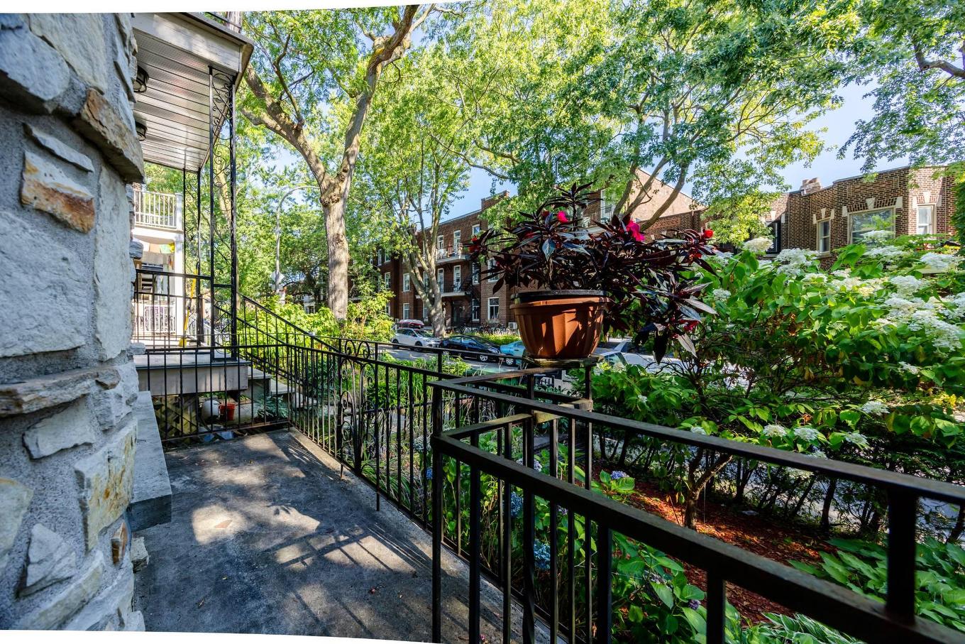 Balcon - 2260 Av. Wilson, Montréal (Côte-Des-Neiges/Notre-Dame-De-Grâce), QC - Outdoor With Exterior