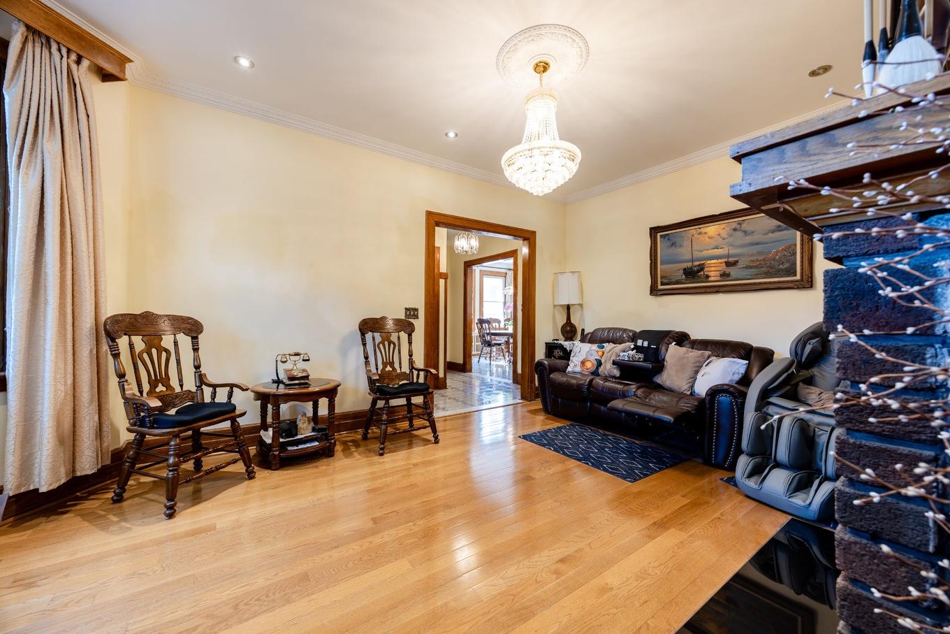 Salon - 2260 Av. Wilson, Montréal (Côte-Des-Neiges/Notre-Dame-De-Grâce), QC - Indoor Photo Showing Other Room