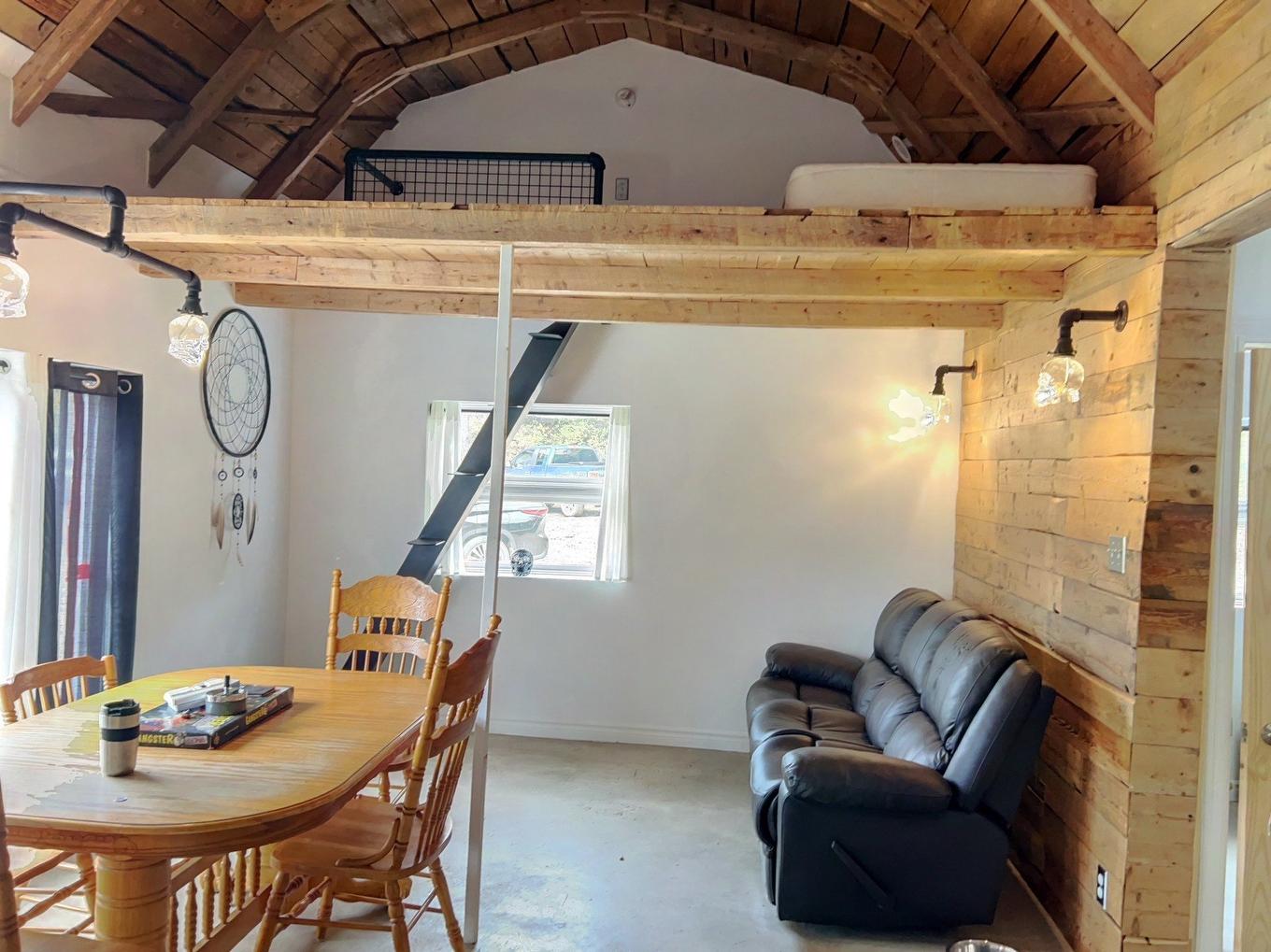 Living room - 1 Rivière Hall, Paspébiac, QC - Indoor Photo Showing Dining Room