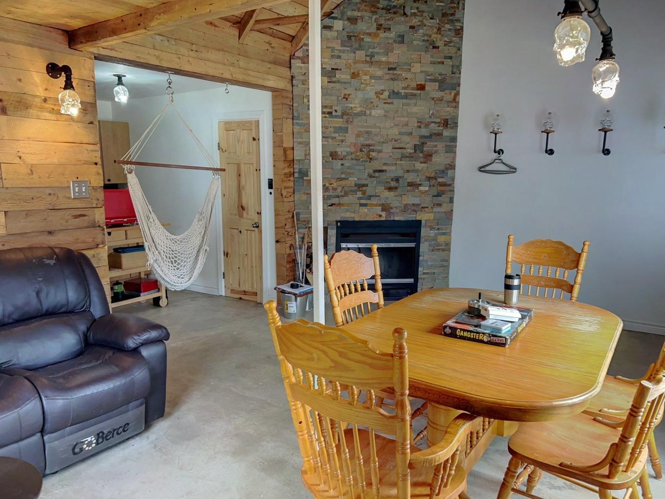 Living room - 1 Rivière Hall, Paspébiac, QC - Indoor With Fireplace