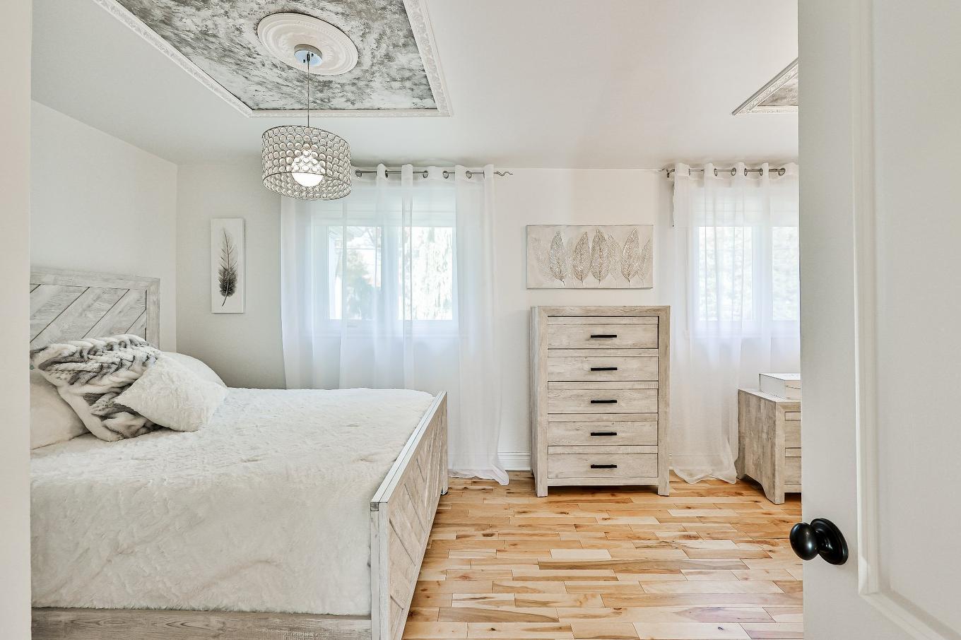 Chambre à coucher principale - 466 Rue Lamontagne, Mascouche, QC - Indoor Photo Showing Bedroom