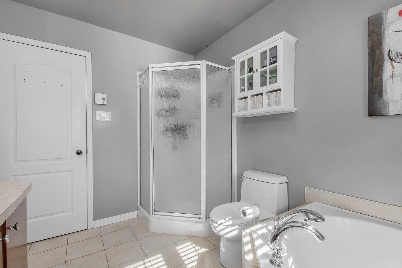 Salle de bains - 2442 Rue Des Jacinthes, Terrebonne (Terrebonne), QC - Indoor