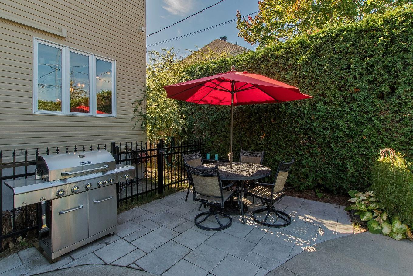 Cour - 2442 Rue Des Jacinthes, Terrebonne (Terrebonne), QC - Outdoor With Deck Patio Veranda