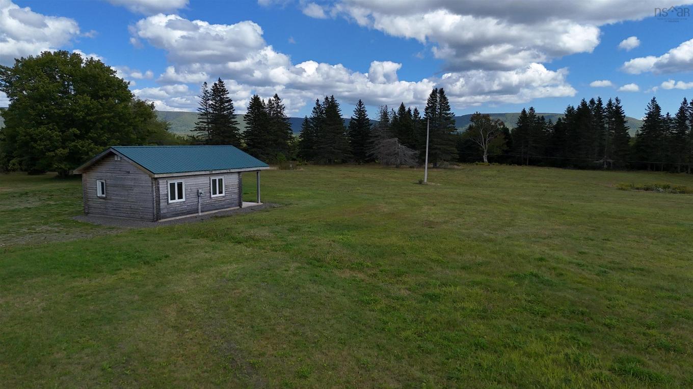 1047 West Side Middle River Road, Middle River, NS