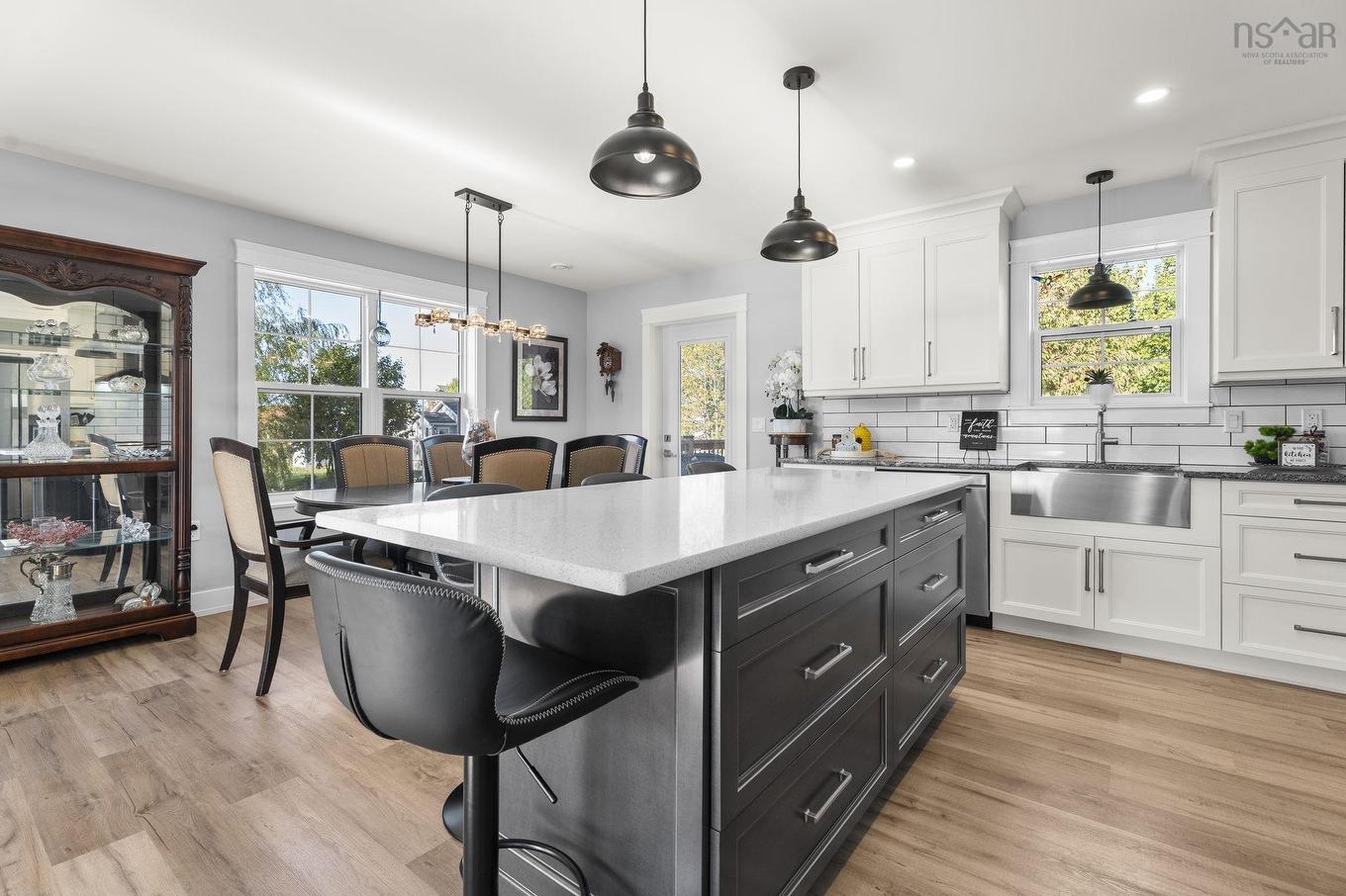 13691 Highway 1, Hants Border, NS