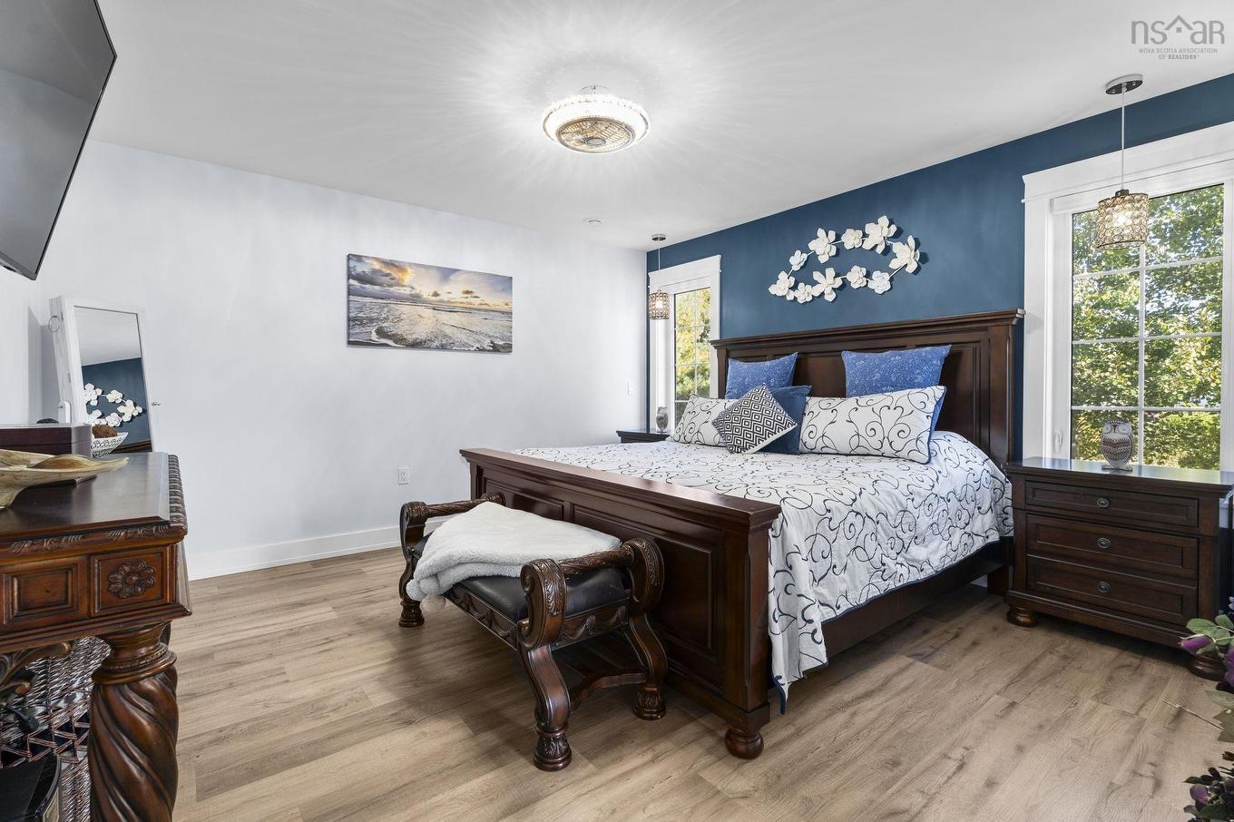 13691 Highway 1, Hants Border, NS