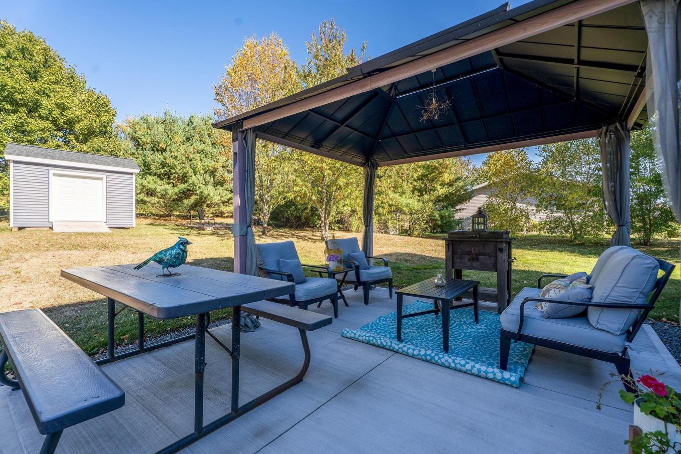 13691 Highway 1, Hants Border, NS