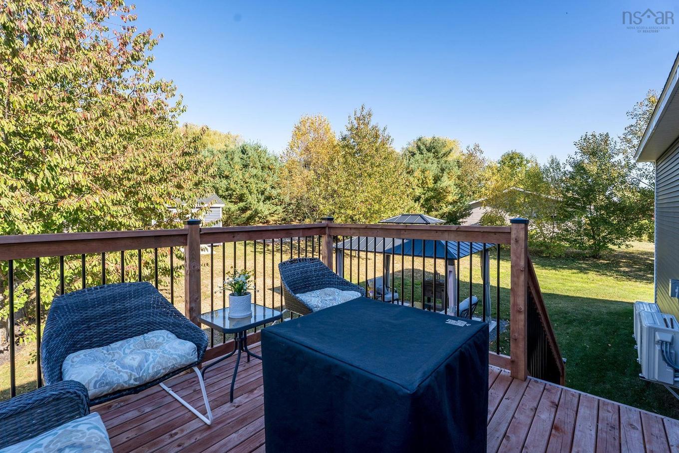 13691 Highway 1, Hants Border, NS