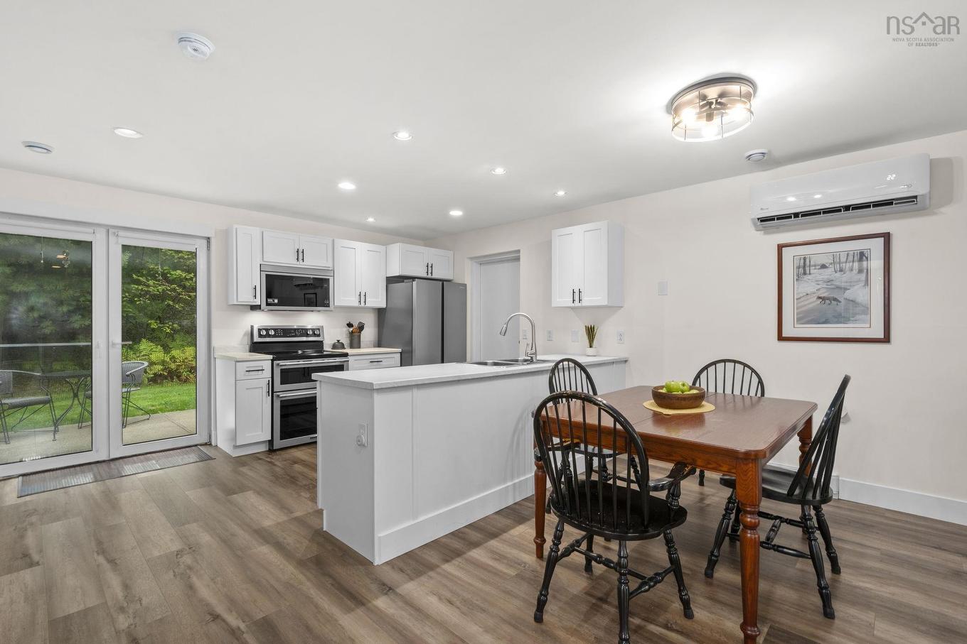 31-33 Birch Grove, Upper Tantallon, NS