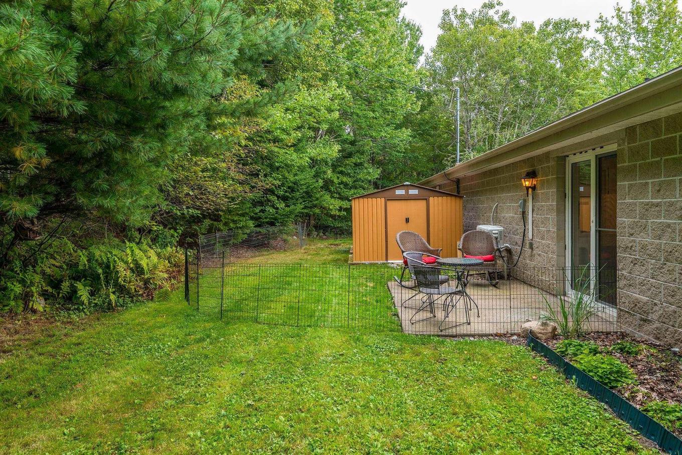 31-33 Birch Grove, Upper Tantallon, NS