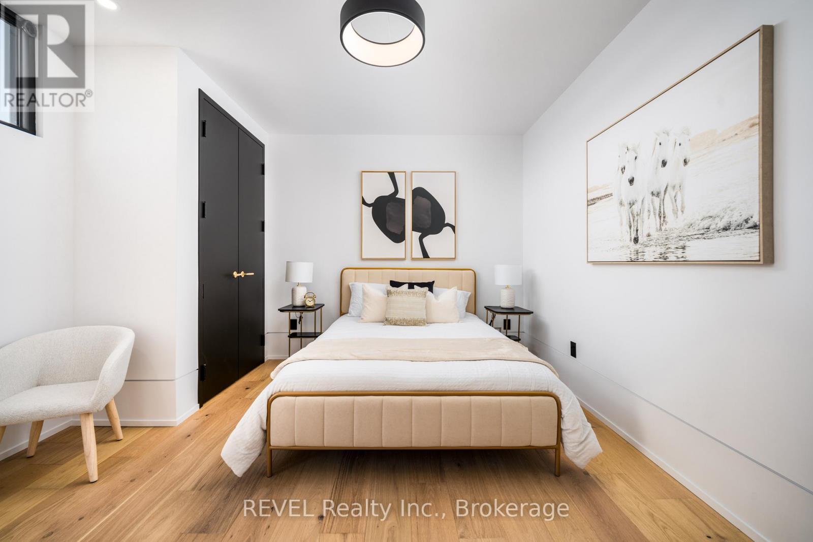 6 Firelane 11 Street, Niagara-On-The-Lake (Lakeshore), ON - Indoor Photo Showing Bedroom