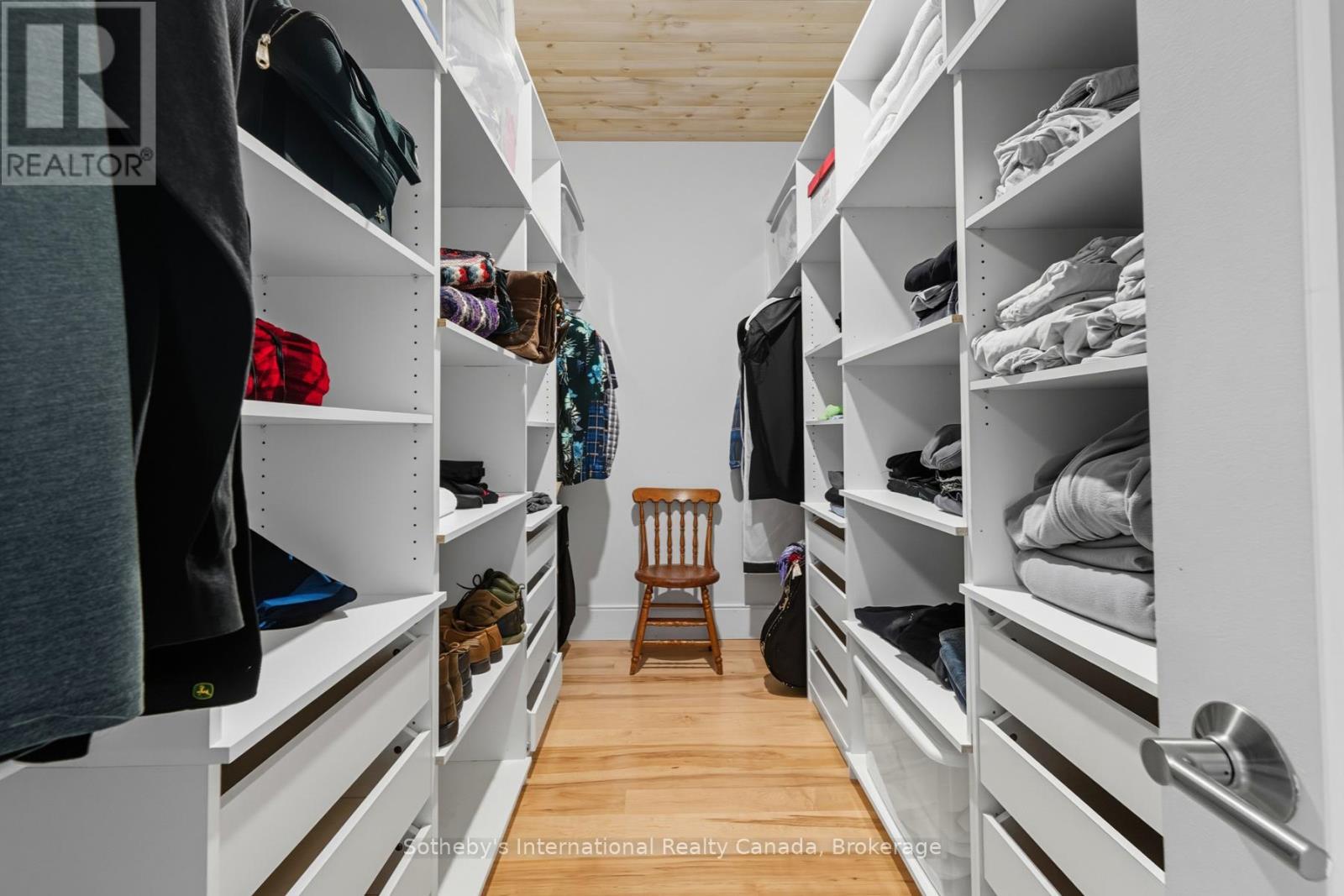 64 Bowyer Road, Huntsville (Chaffey), ON - Indoor