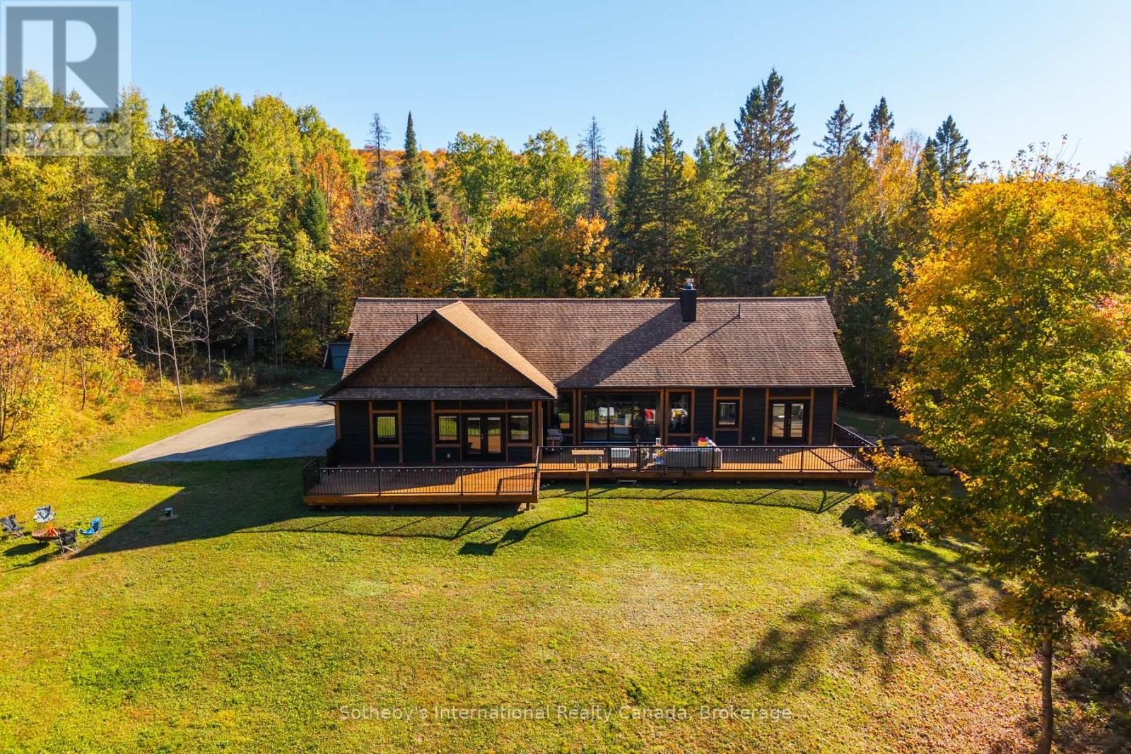 64 Bowyer Road, Huntsville (Chaffey), ON - Outdoor With Deck Patio Veranda