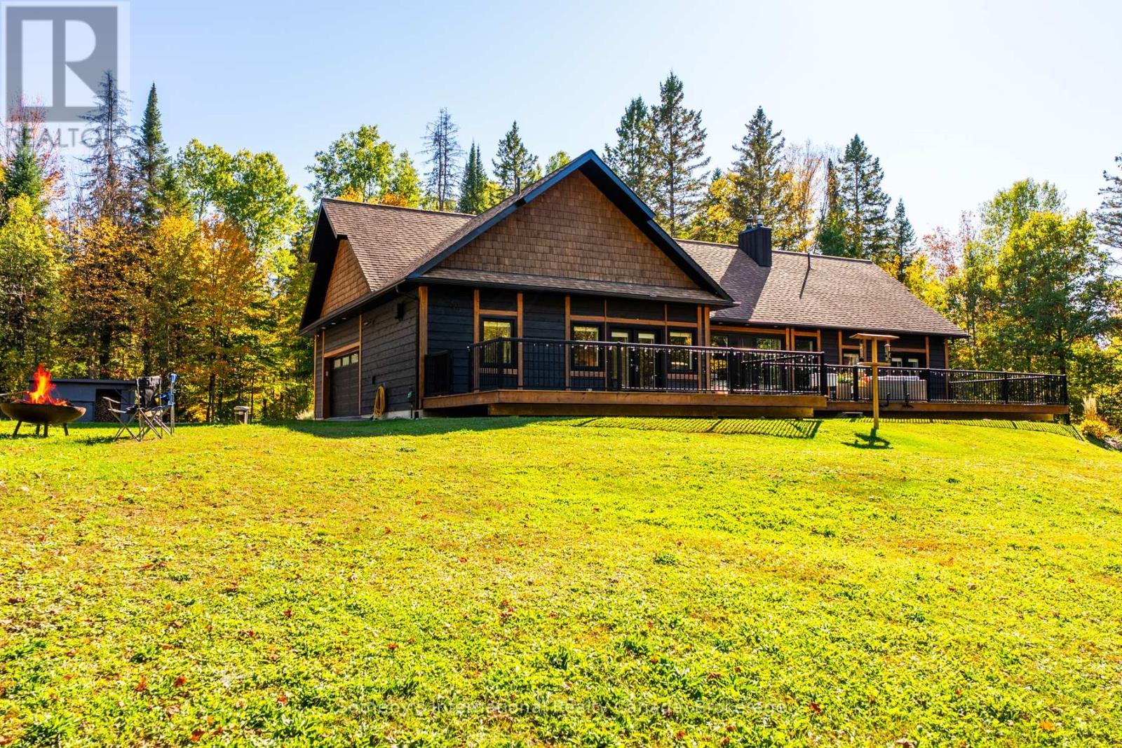 64 Bowyer Road, Huntsville (Chaffey), ON - Outdoor With Deck Patio Veranda