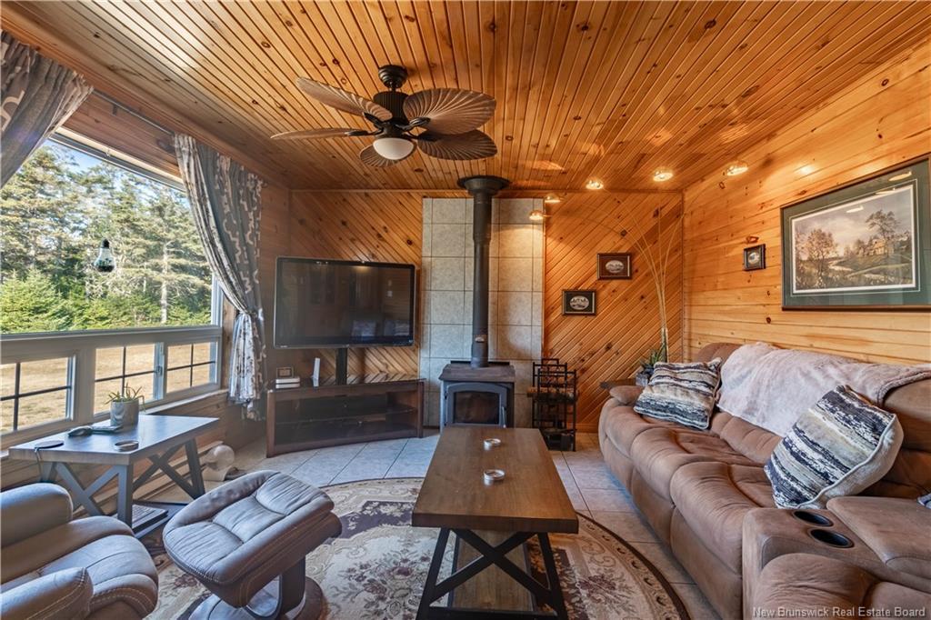 767 Shepody Rd, Londonderry, NB