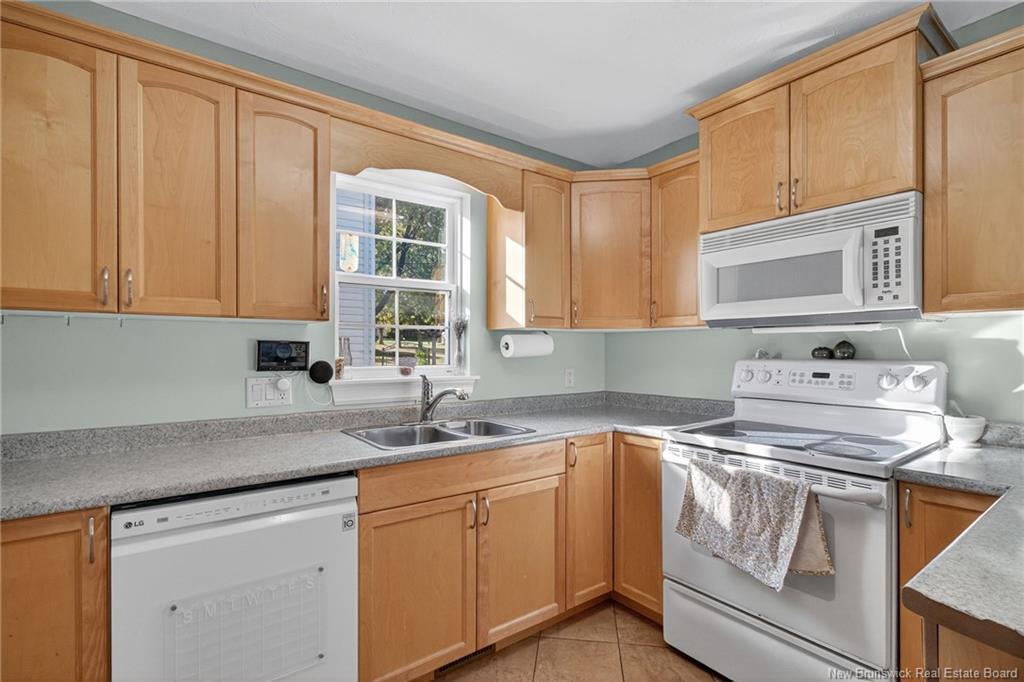 11 Wilson Rd, Riverview, NB