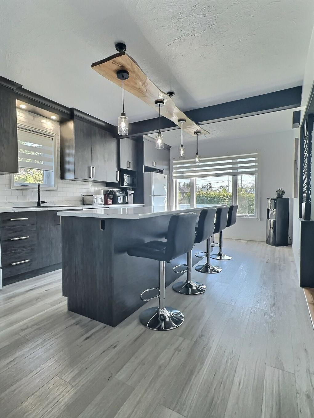 Kitchen - 39 Rue Notre-Dame-De-Lourdes, Ville-Marie, QC - Indoor Photo Showing Kitchen With Upgraded Kitchen