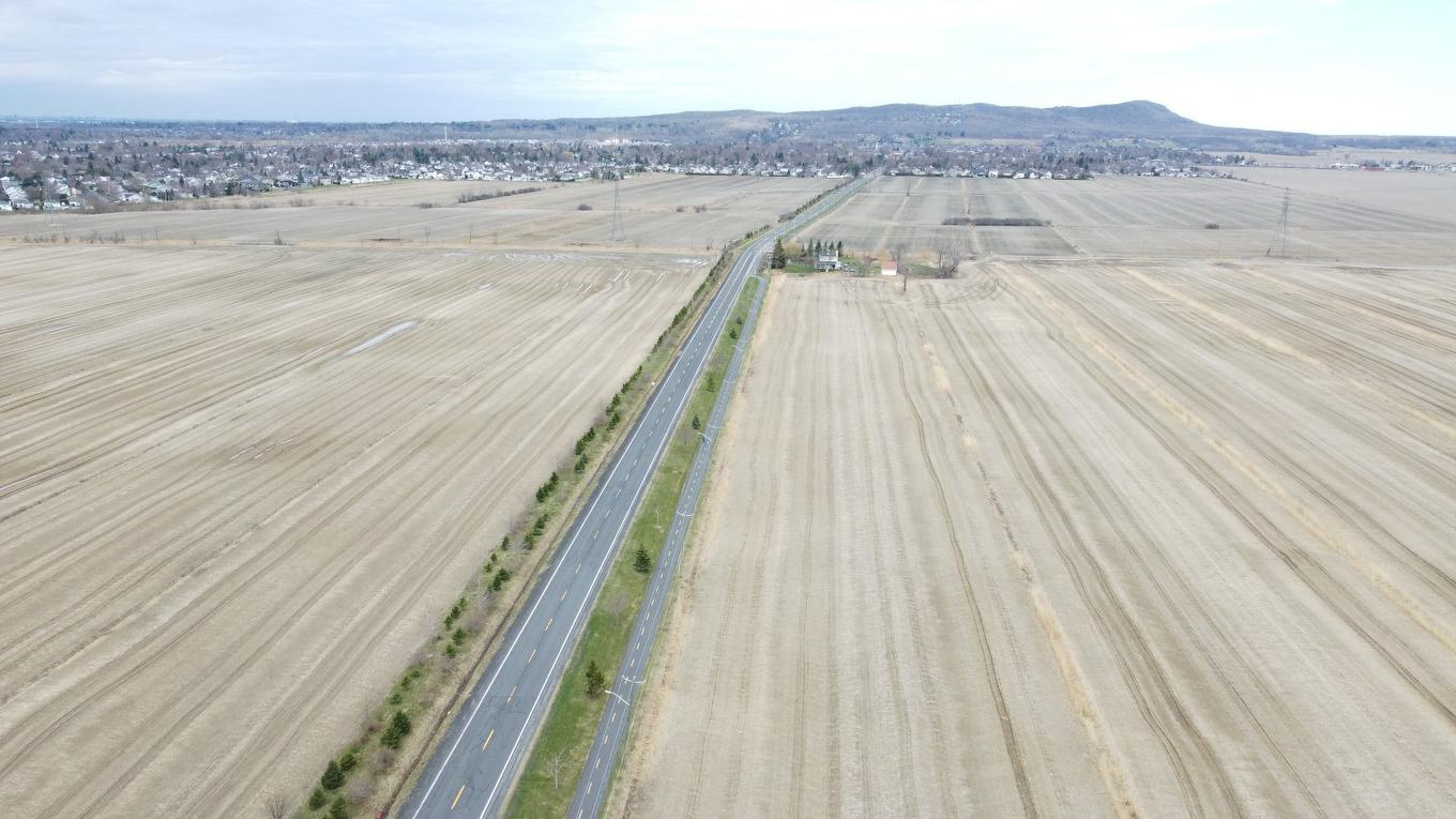 Aerial photo - Mtée Robert, Saint-Basile-Le-Grand, QC