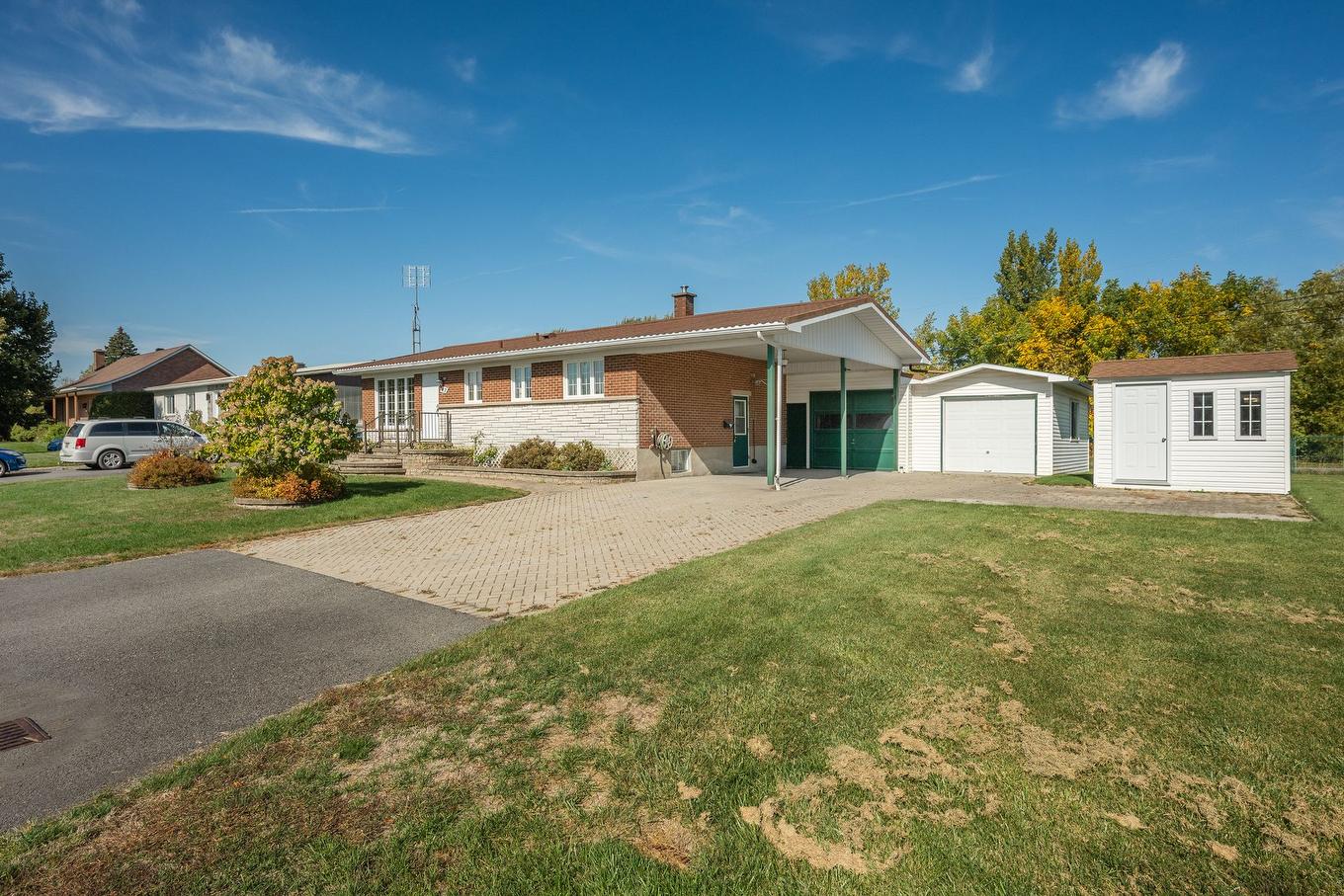 Frontage - 87 Rue De Liège, Saint-Jean-Sur-Richelieu, QC - Outdoor