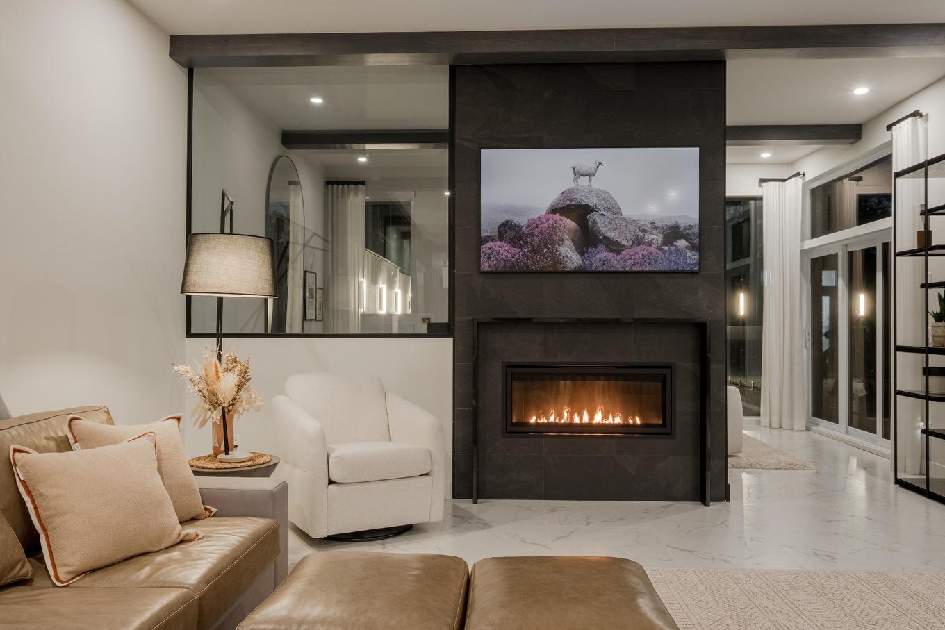 Salon - 610 Rue Du Chardonnay, Sherbrooke (Les Nations), QC - Indoor Photo Showing Living Room With Fireplace