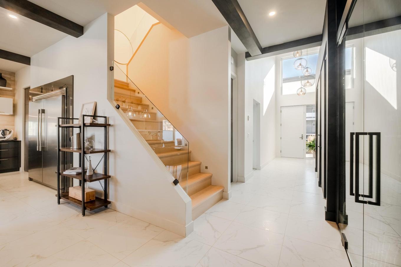 Hall d'entrée/Vestibule - 610 Rue Du Chardonnay, Sherbrooke (Les Nations), QC - Indoor Photo Showing Other Room