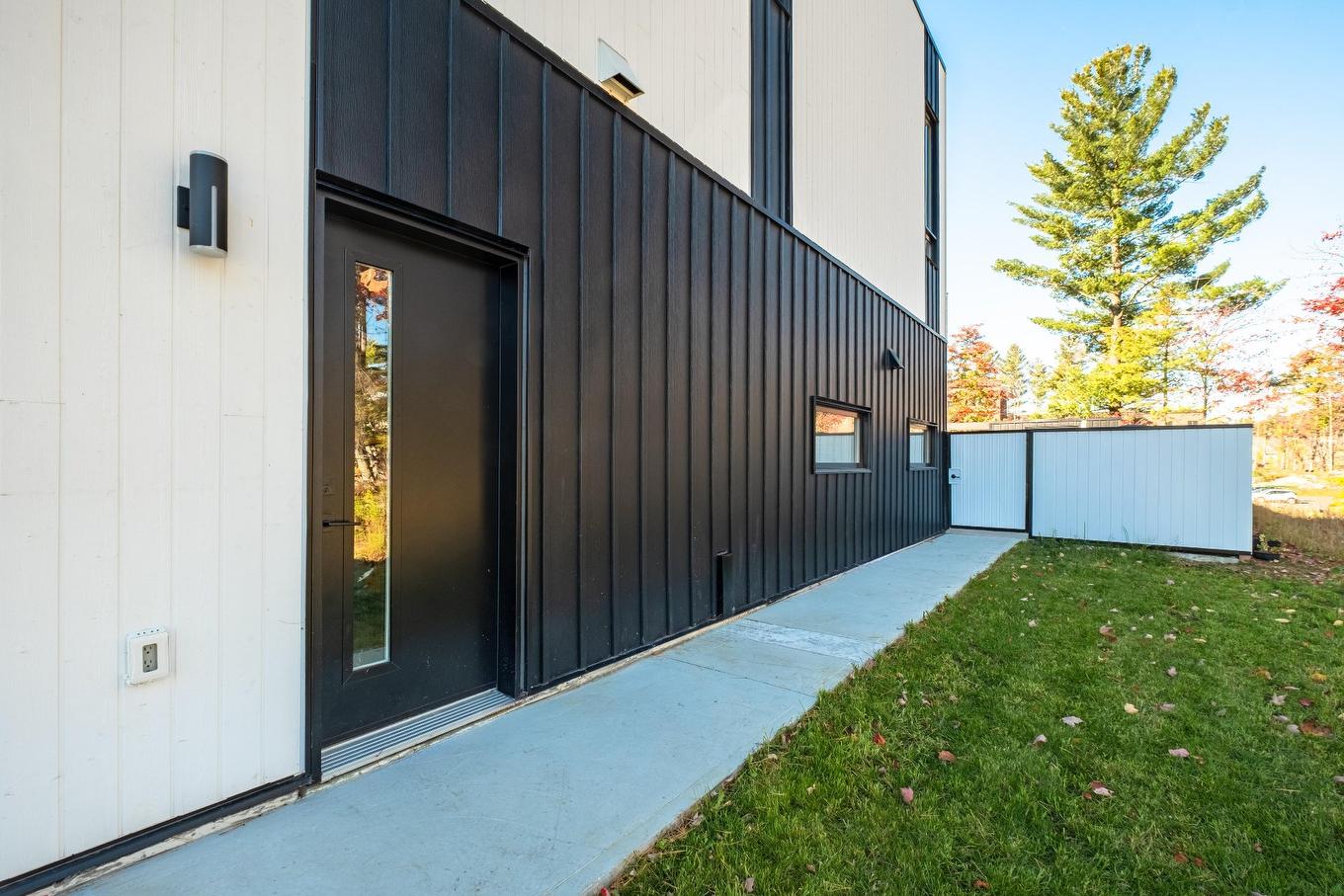 Entrée extérieure - 610 Rue Du Chardonnay, Sherbrooke (Les Nations), QC - Outdoor With Exterior