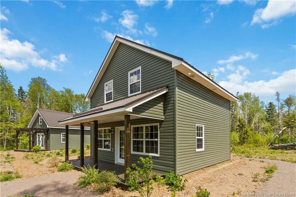 33 Baron Rd, Barachois, NB