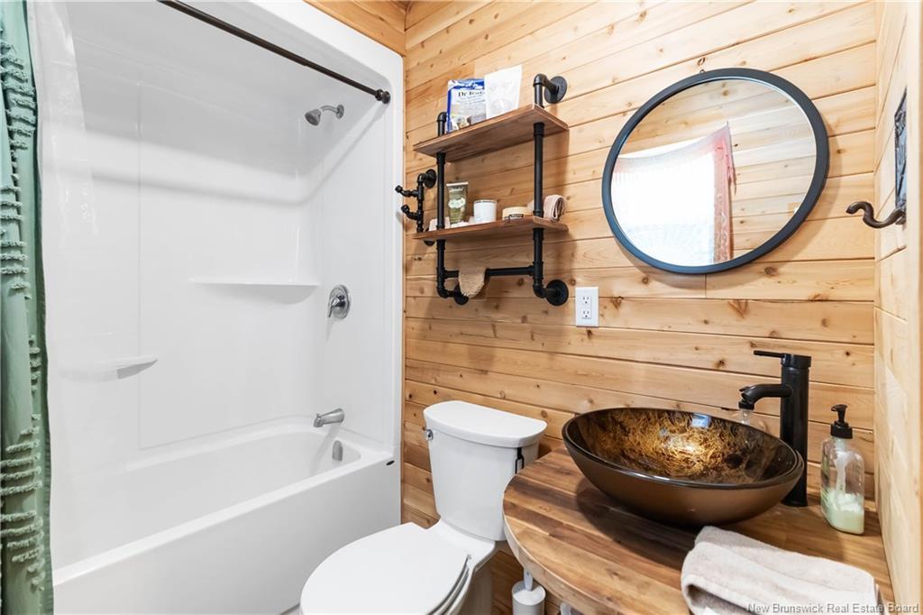 33 Baron Rd, Barachois, NB