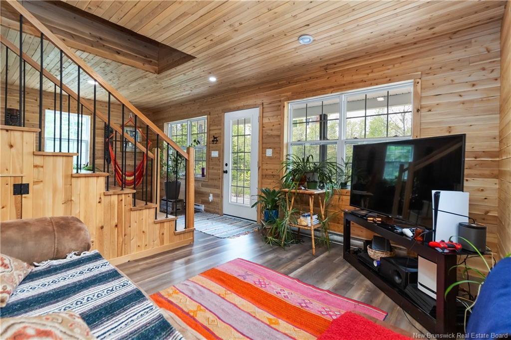 33 Baron Rd, Barachois, NB