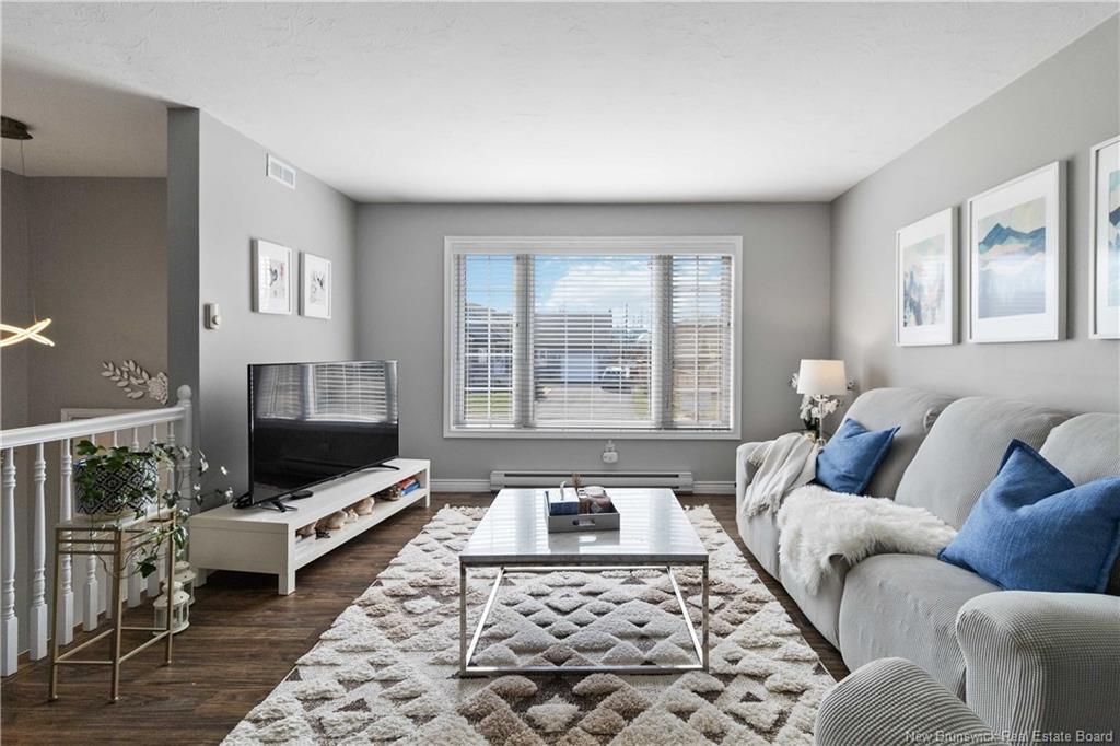 196 Sunshine Dr, Moncton, NB