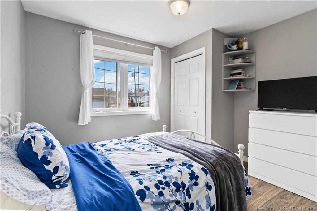 196 Sunshine Dr, Moncton, NB